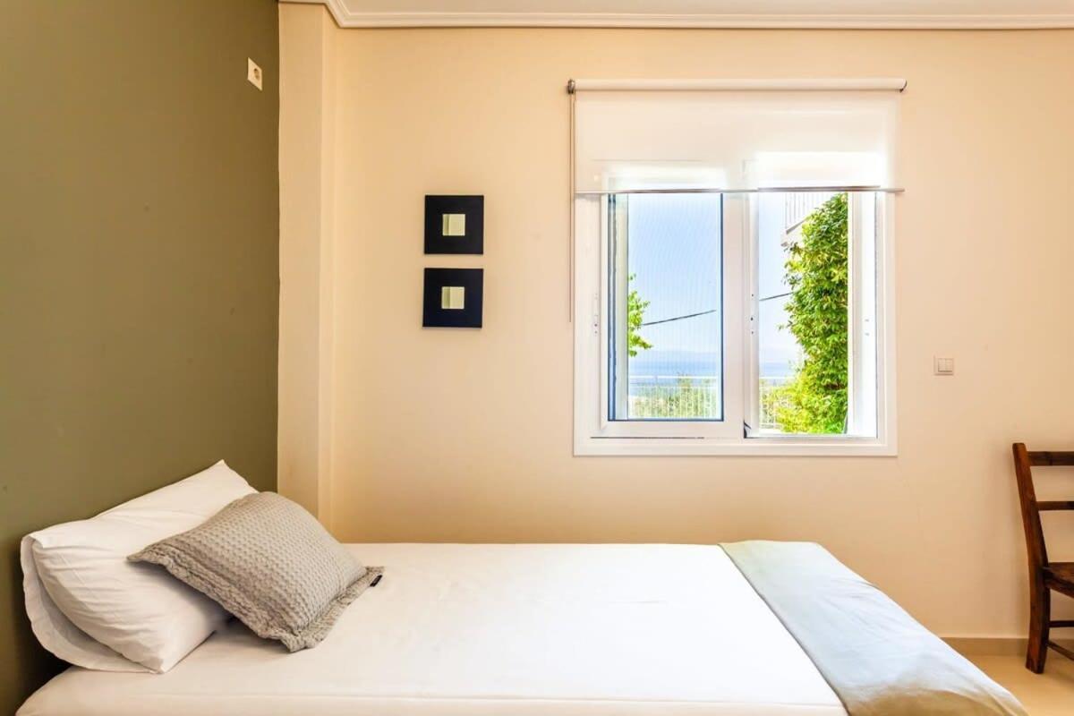 Aigli Fully Equipped Getaway - Seaview Lux Retreat Kalamata Exterior foto