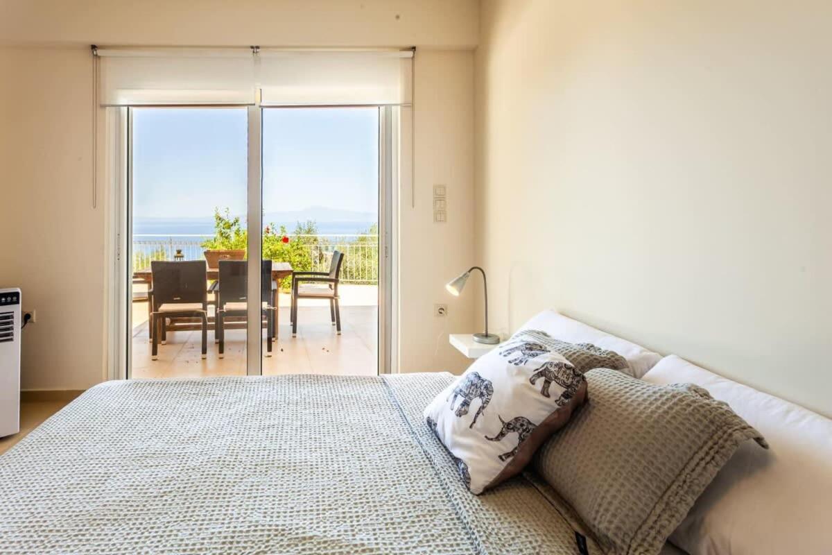 Aigli Fully Equipped Getaway - Seaview Lux Retreat Kalamata Exterior foto